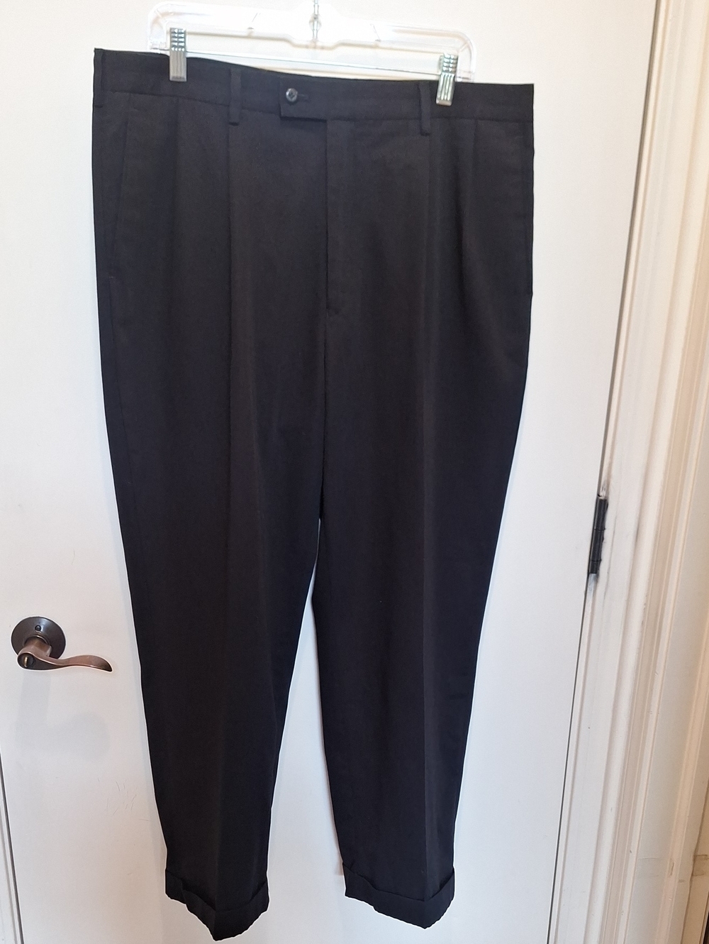 Louis Raphael Men's Black Pleated Dress Trousers